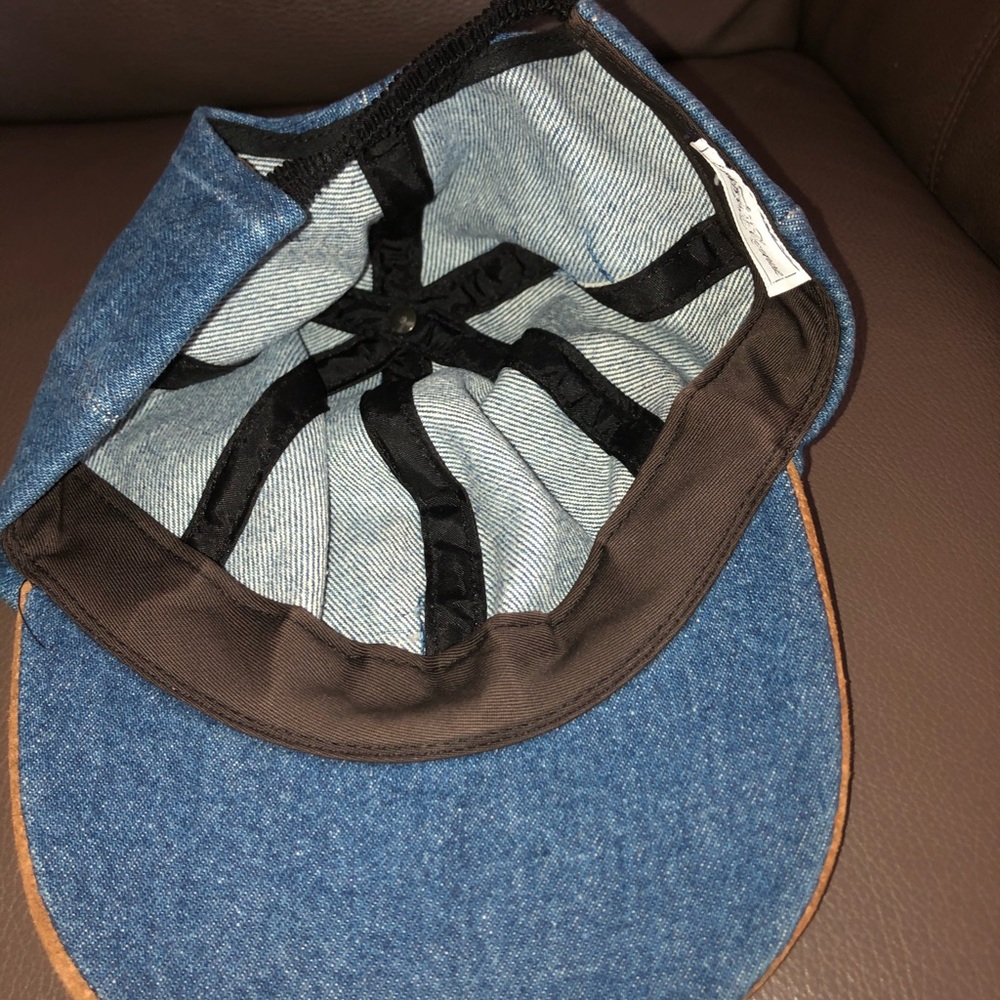 8/10 condition. - Picture 3 of 4